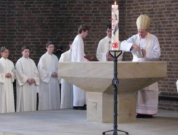 018_Kirchweihe JoXXIII Segnung des Altares
